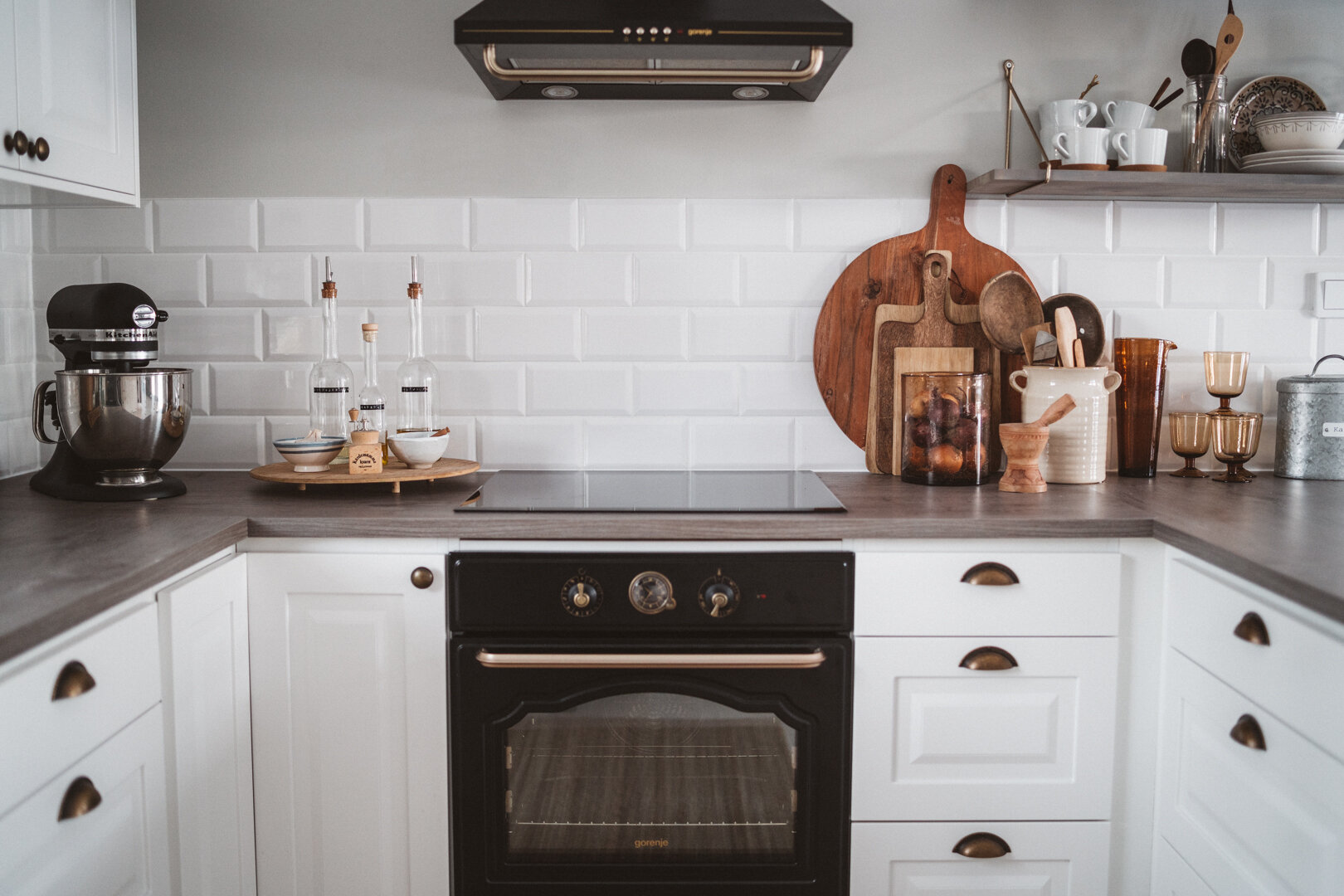 Spermada oq chozilgan yoriqlar mavjud